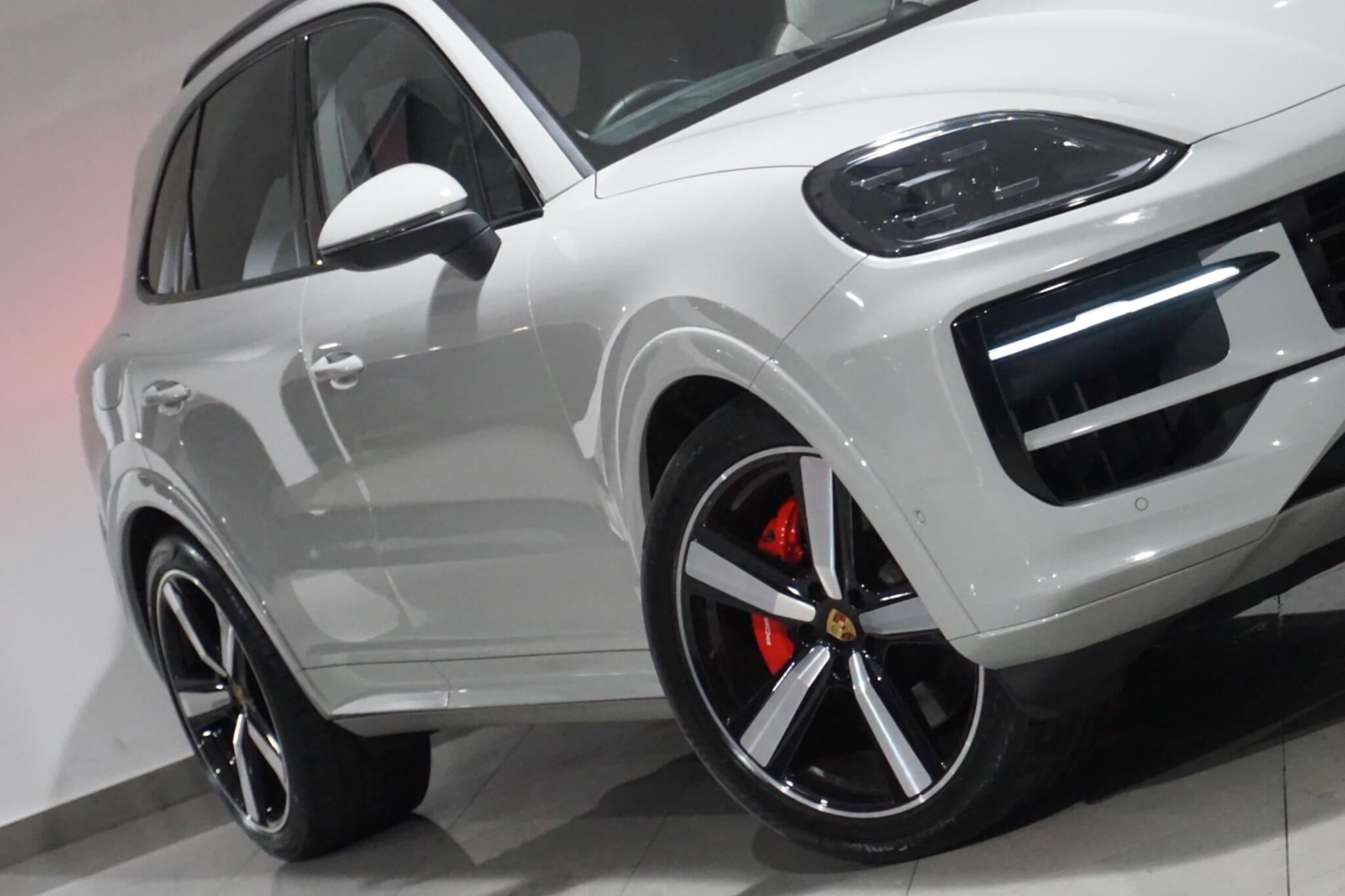 Porsche Cayenne 4.0T V8 S SUV 5dr Petrol TiptronicS 4WD Euro 6 (s/s) (474 ps)